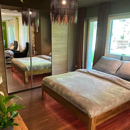 شقة Alpen-apartment Mit Garten, Bergblick, Pool Und E-ladestation