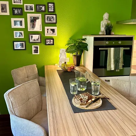 Alpen-apartment Mit Garten, Bergblick, Pool Und E-ladestation شقة