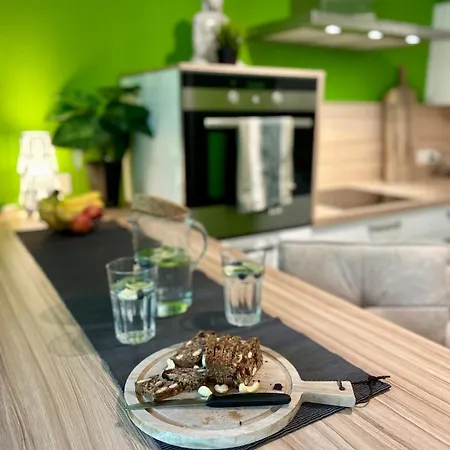 شقة Alpen-apartment Mit Garten, Bergblick, Pool Und E-ladestation *