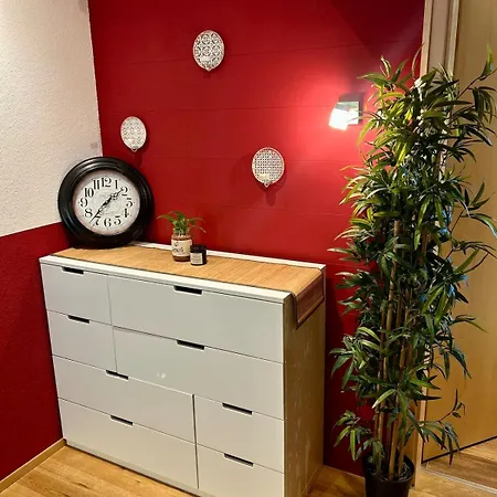 شقة Alpen-apartment Mit Garten, Bergblick, Pool Und E-ladestation